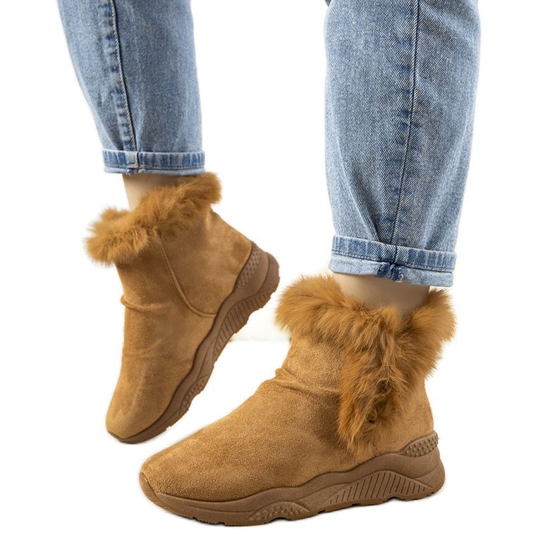 Madrigal -kamelin lumisaappaat turkiksella ruskea