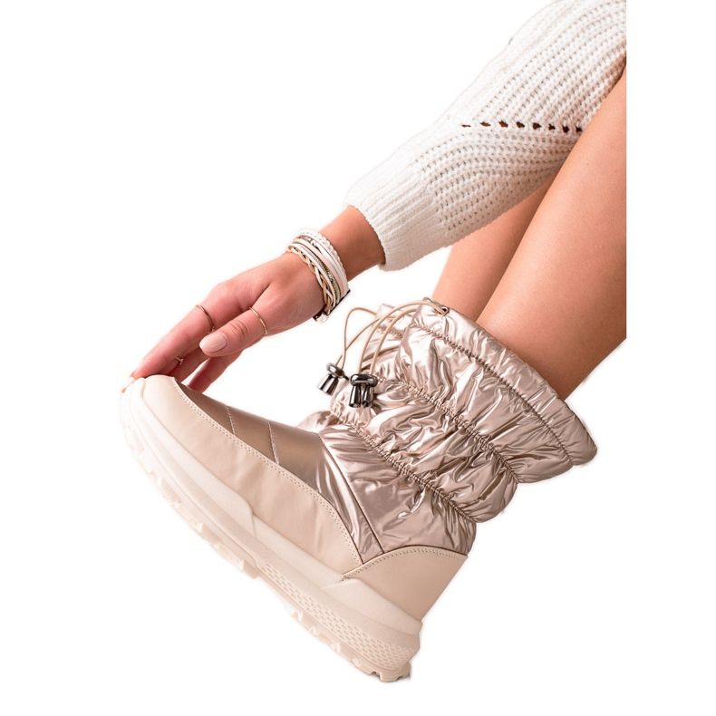 TRENDI Muodikkaat kultaiset lumisaappaat kultainen