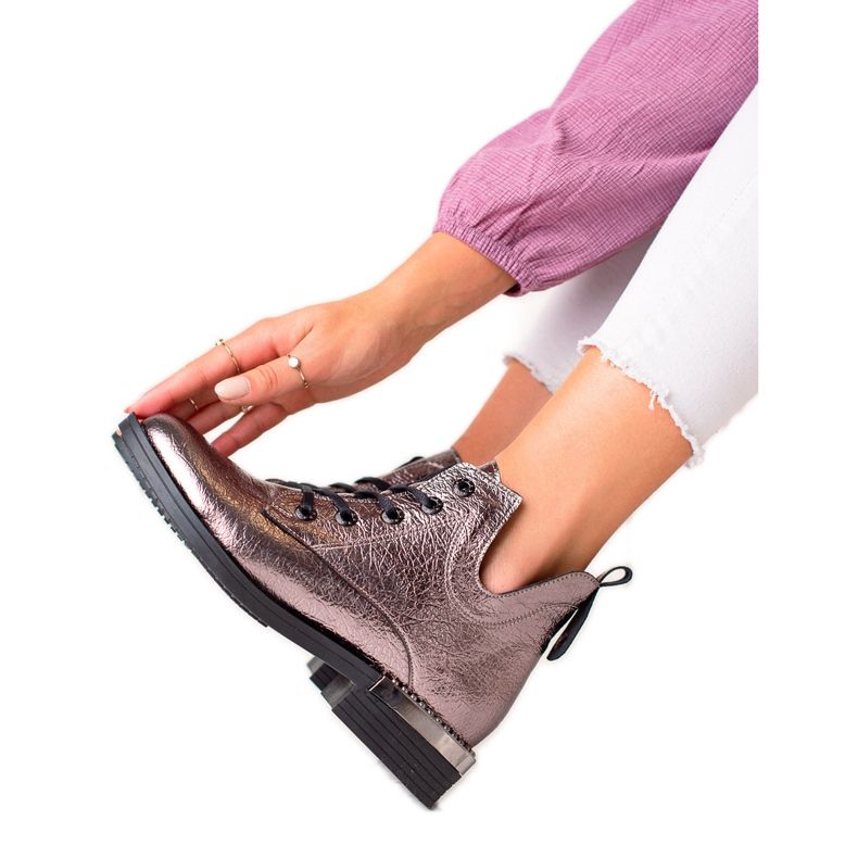 W. Potocki Muodikkaat saappaat, joissa on leikattu Potocki vaaleanpunainen