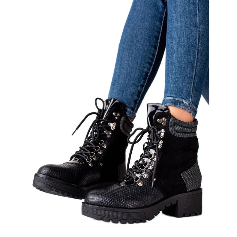 Janessa Musta Workers Snake Print