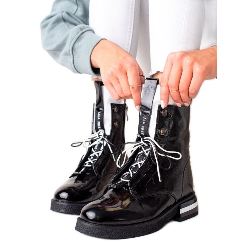 Muodikkaat nahkaiset ARTIKER -saappaat musta