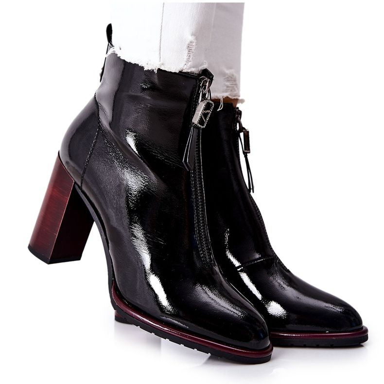 S.Barski Naisten mustat saappaat lakattu Cofton -pylväässä