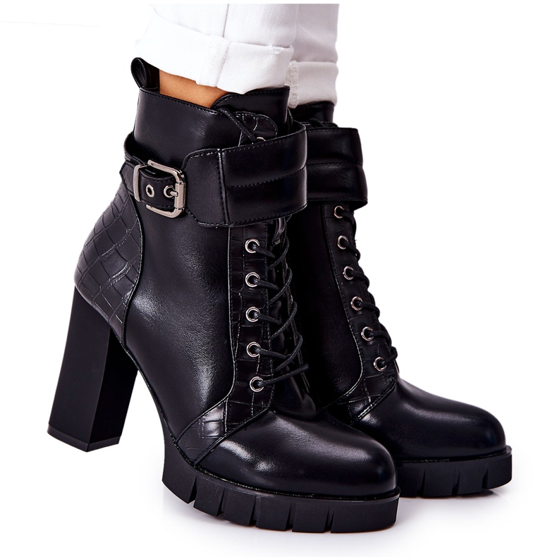 POTOCKI Saappaat korkealla postilla, musta sidottu Fasha