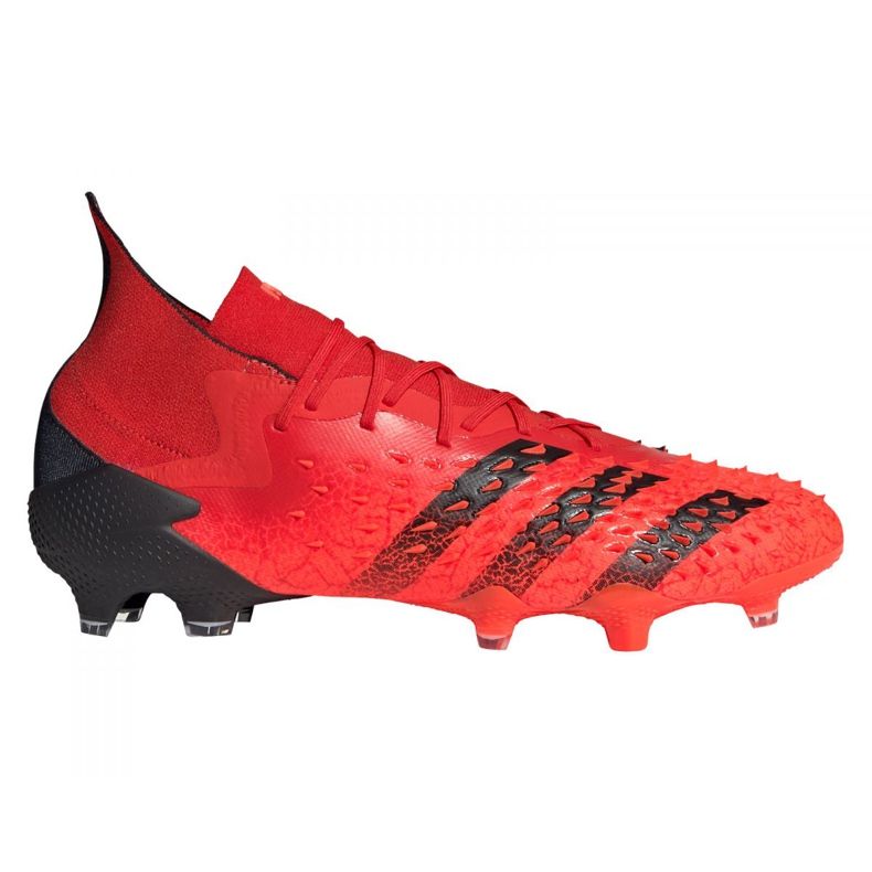 Adidas Predator Freak.1 Fg M FY6256 jalkapallokengät punainen punainen