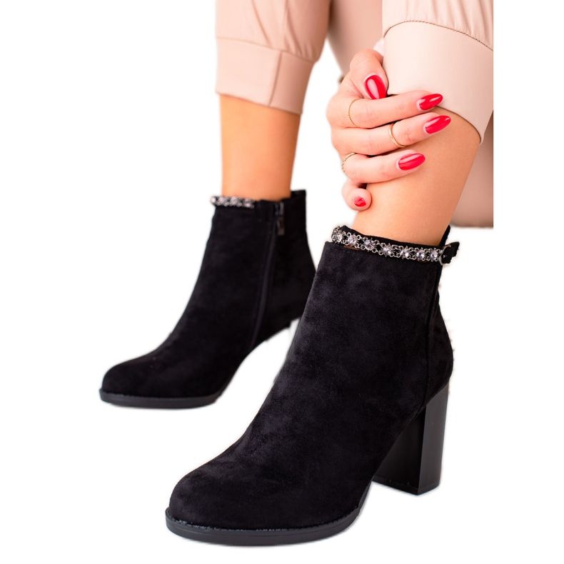 TRENDI Tyylikkäät mokkanahkaiset korkokengät musta