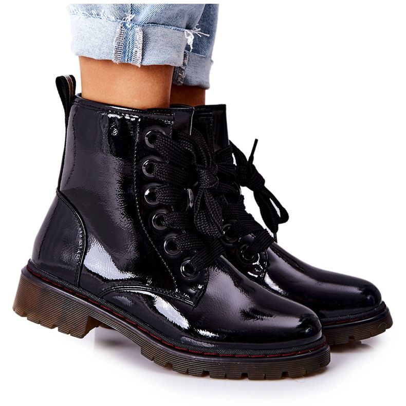 PE1 Lakatut lämpimät työntekijät, musta Lomess