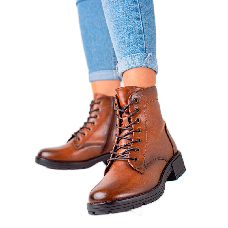 W. Potocki Ruskeat ankkurit, jotka on valmistettu Eco Potocki -nahasta