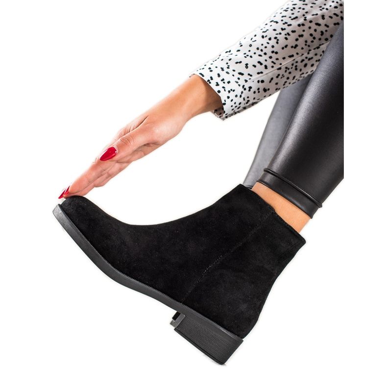 Mannika Klassiset mokkanahkakengät musta