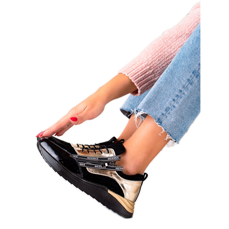 W. Potocki Mustat ja kultaiset lenkkarit, jotka on valmistettu Potocki -nahasta kultainen