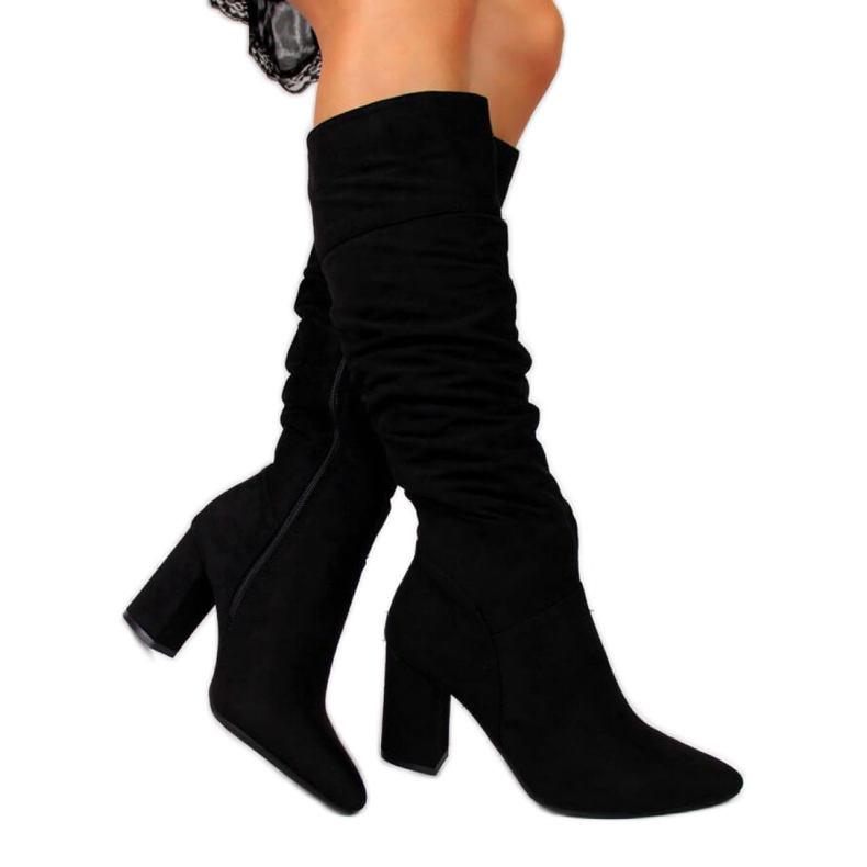 Saappaat eristetty, rypistynyt Vinceza W JAN42A musta