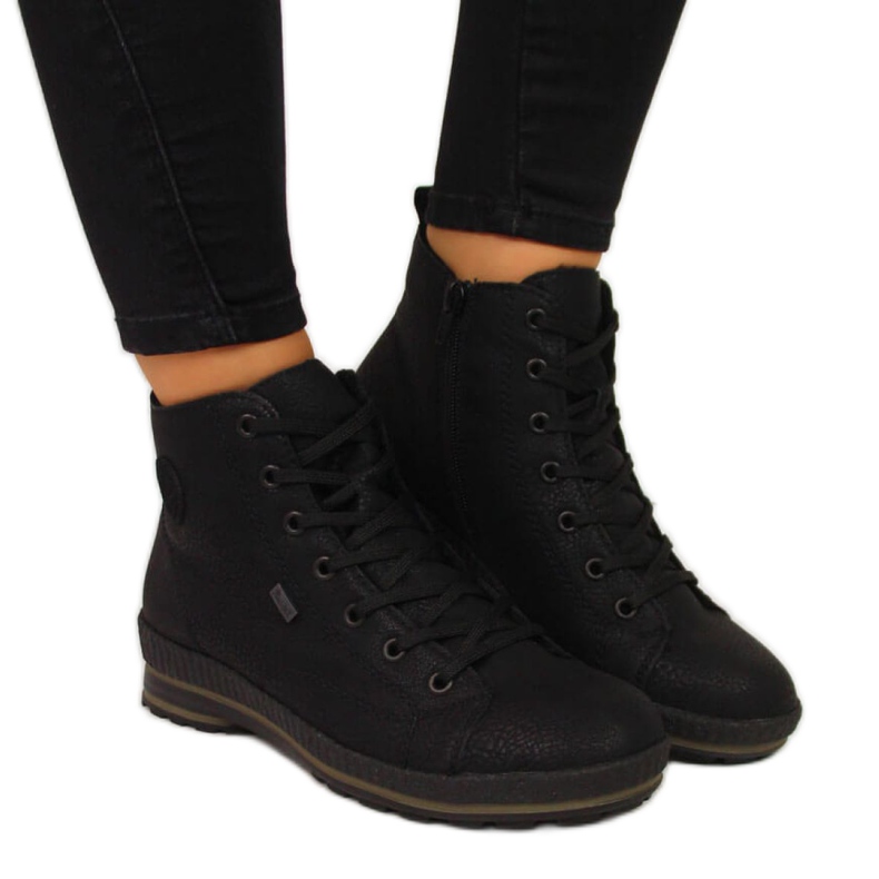 Rieker W Z2400 mustat mukavat vaelluskengät