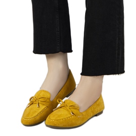 Sinappileipit Asselin -jousella keltainen Sinappileipit Asselin -jousella keltainen