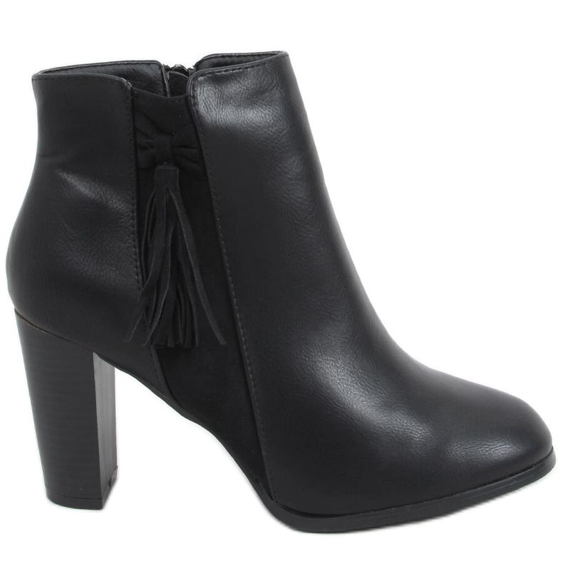 Zonda mustat korkokengät