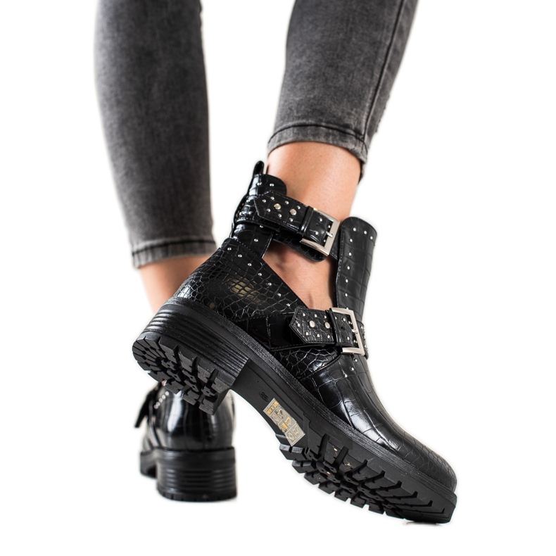 Bestelle Työntekijät soljen koristeella musta