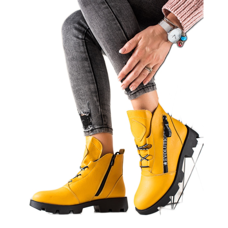 Sergio Leone Keltaiset muotityöntekijät kultainen