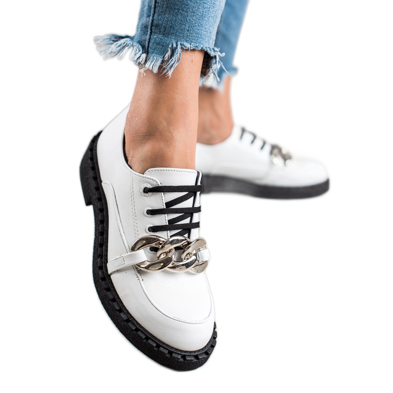TRENDI Muodikkaat valkoiset kengät valkoinen