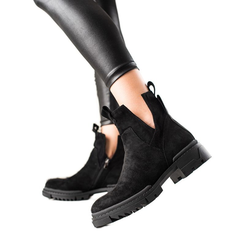 W. Potocki Leikatut mokkanahkalaukut musta