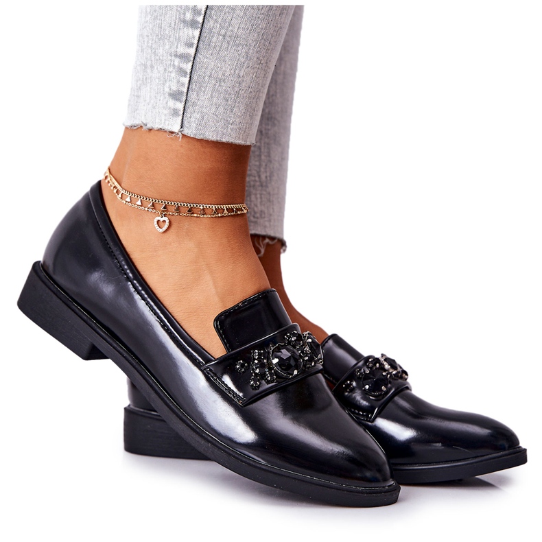 PG1 Kengät koristeellisella mustalla valissonauhalla