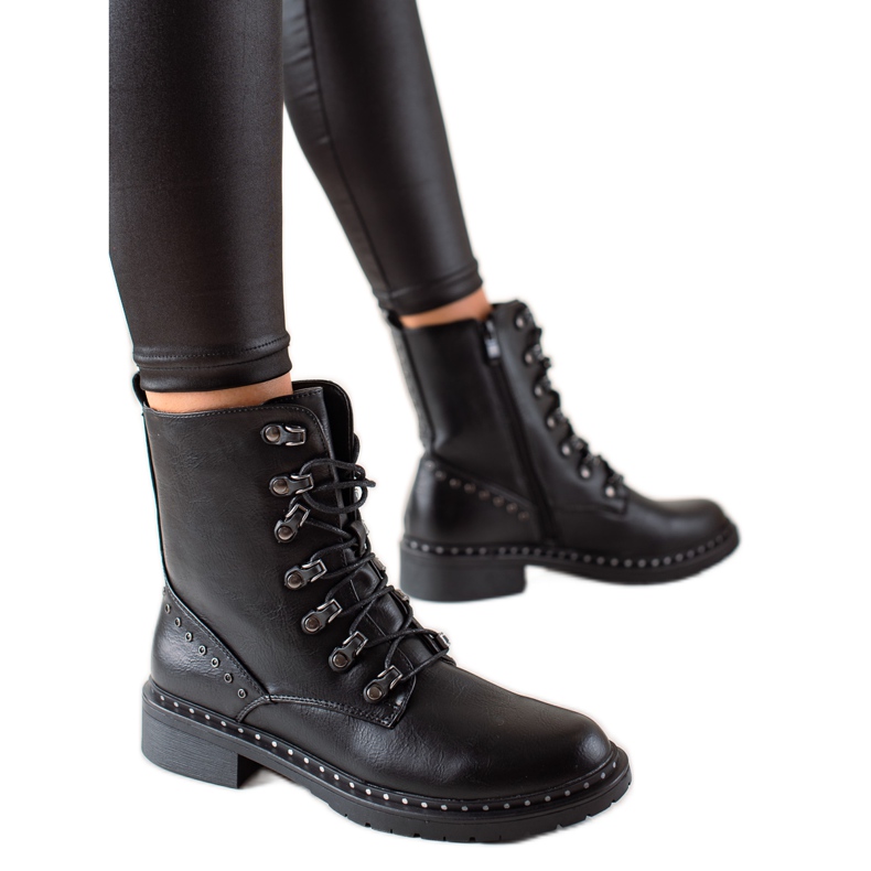 Super Me Eko -nahasta valmistetut renkaat musta