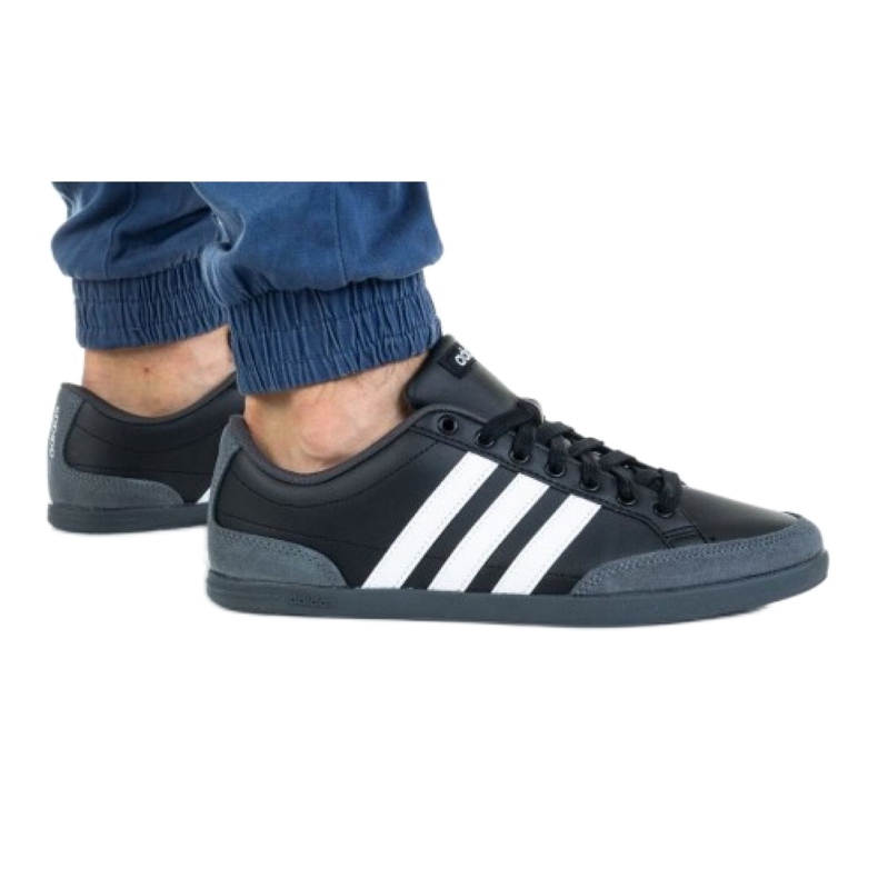 Adidas Caflaire M FV8553 kengät musta