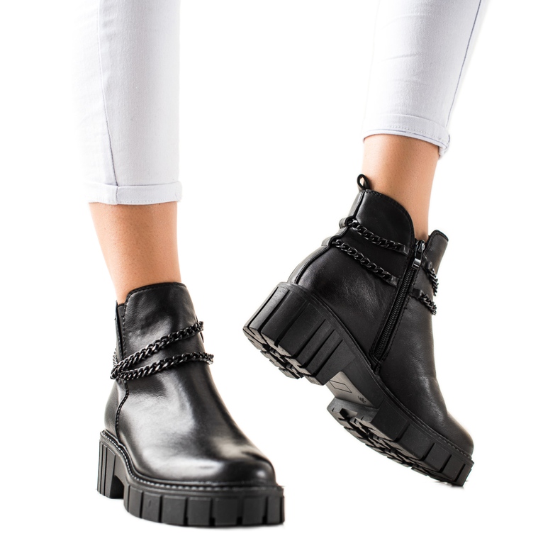 Goodin Saappaat alustalla ketjulla musta