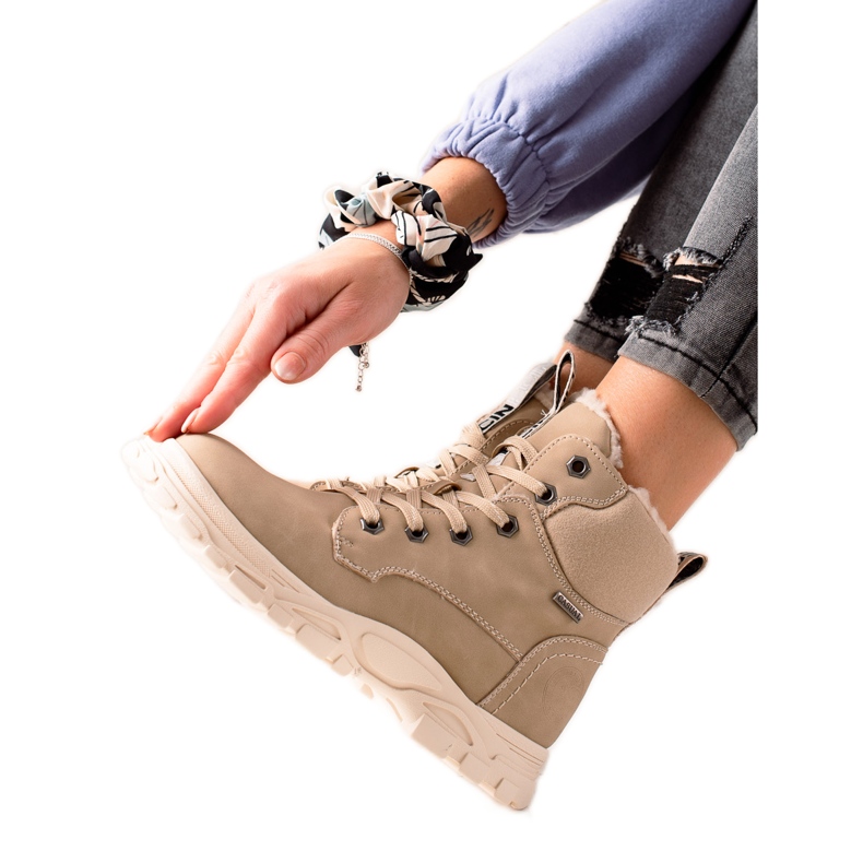 Goodin Urheilu Beige Trappers