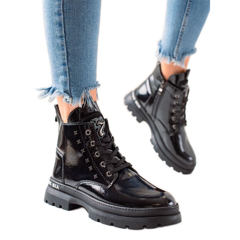 Filippo Nauhalliset alustanilkkurit musta