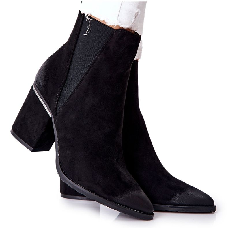 POTOCKI Suede mustat saappaat kantapäällä Coriseis