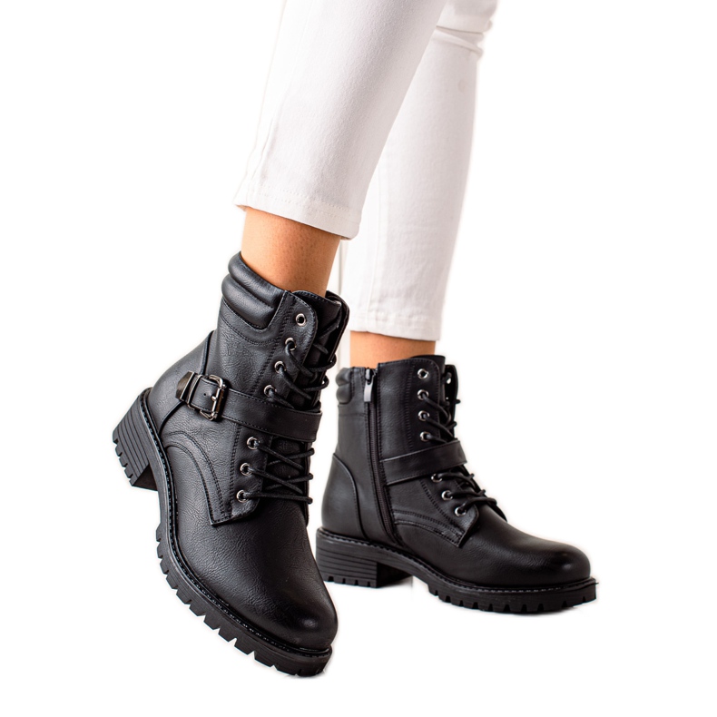 Anesia Paris Mustia työntekijöitä soljella musta