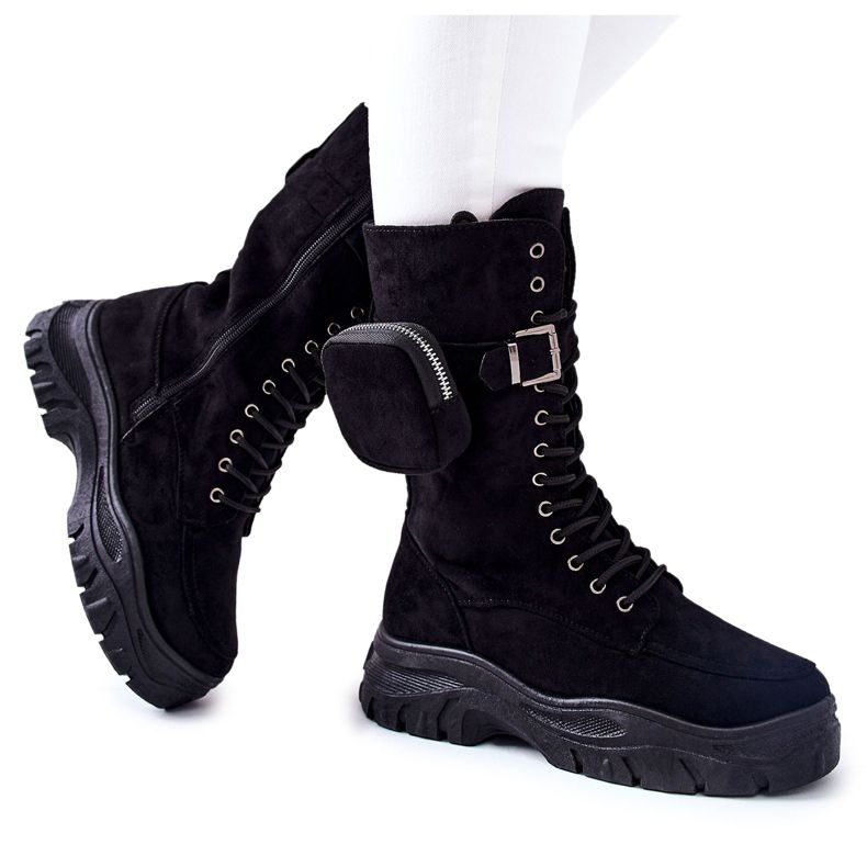 Mokkasaappaat alustalla munuaismustalla Issantilla