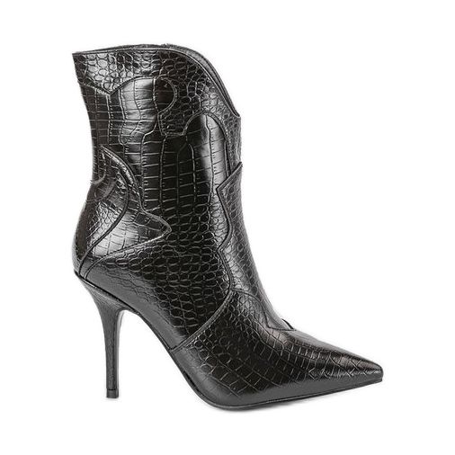 Mustat kohokuvioidut saappaat Cro-korkossa