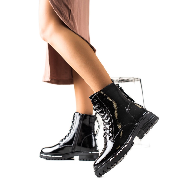 Goodin Muodikkaat työntekijät lämmityksellä musta