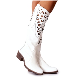 PA2 Nahkaiset harjakattoiset saappaat valkoisena Decorous valkoinen