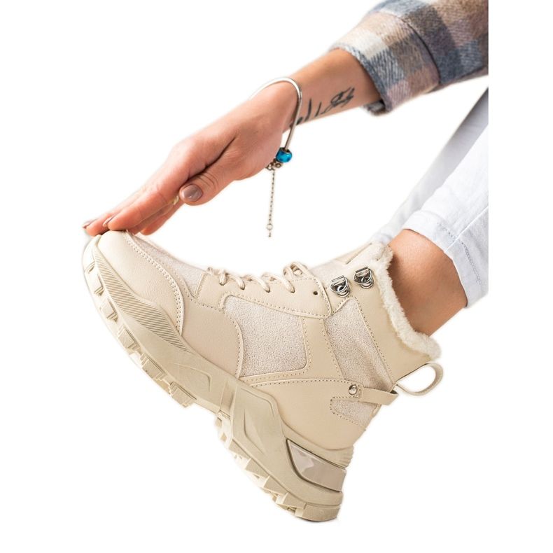 TRENDI Lämpimät nauhasaappaat beige