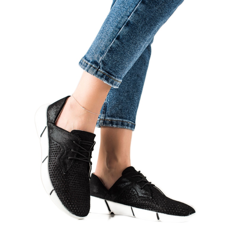 Evento Mustat nahkakengät nauhoitteilla