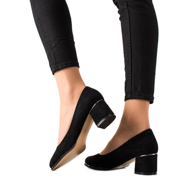 Sabatina Suede pumput Cubic Zirkonia musta