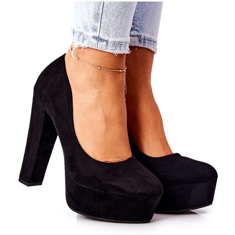 WS1 Mokkanahkapumput mustalla Bemiso-alustalla