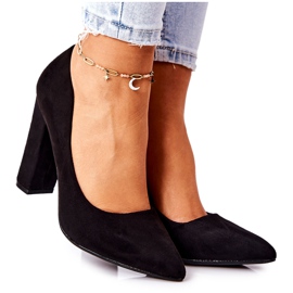 WS1 Mokkanahkapumput mustassa Valoris-palkissa