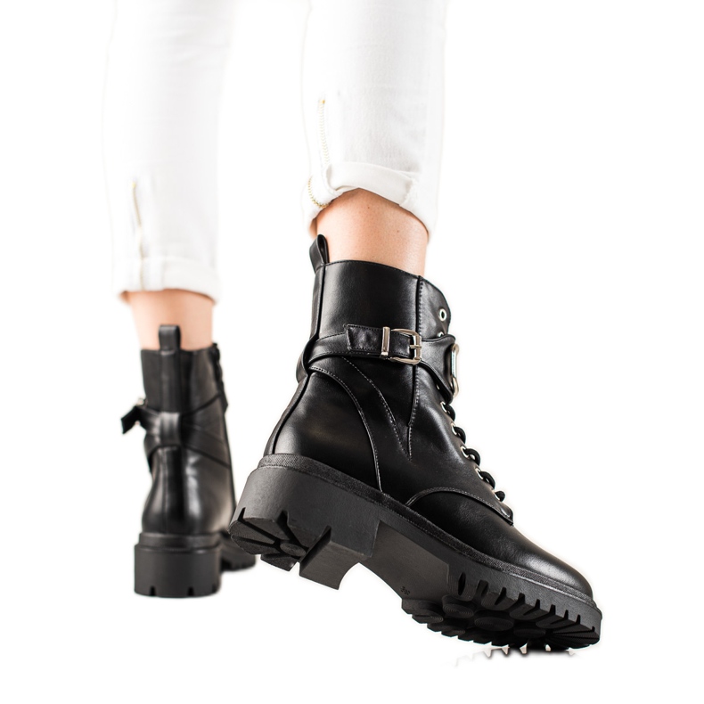 Diamantique Tyylikkäät työntekijät koristeella musta