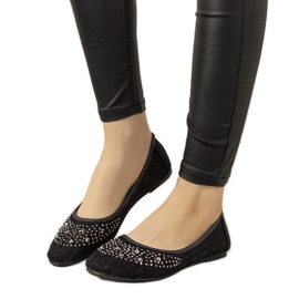 Vaaleanpunaiset pitsibaleriinit, joissa on East Side -kuutio zirkonia musta