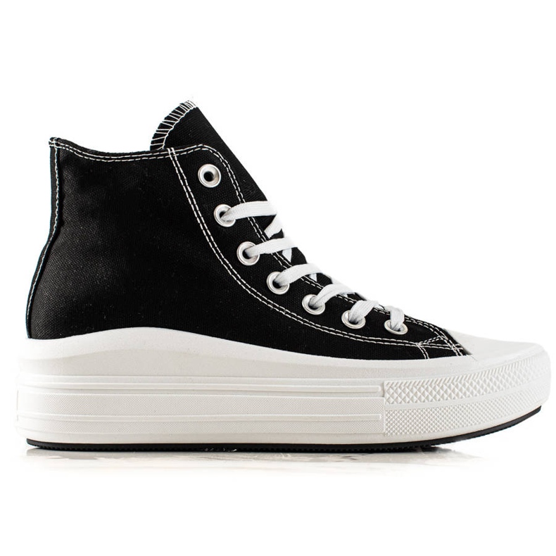 TRENDI Muodikkaat lenkkarit lavalla musta