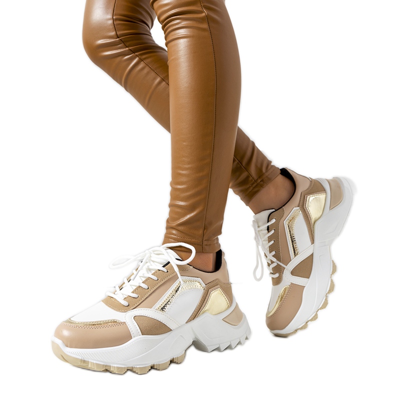 Gordani vaaleanpunaiset lenkkarit metallisilla sisäosilla beige