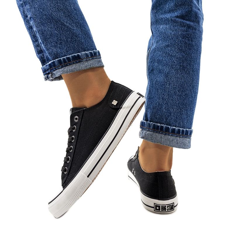 Big Star Mustat klassiset tennarit DD274338 valkoinen