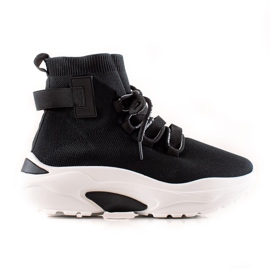 TRENDI Slip-on lenkkarit, joissa on sukka musta