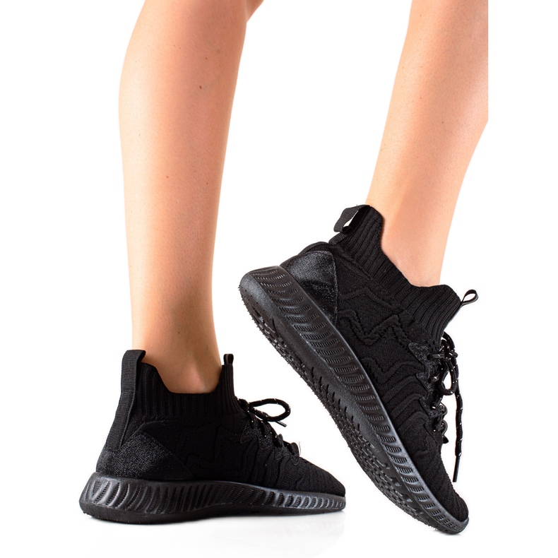 TRENDI Muodikkaat mustat lenkkarit