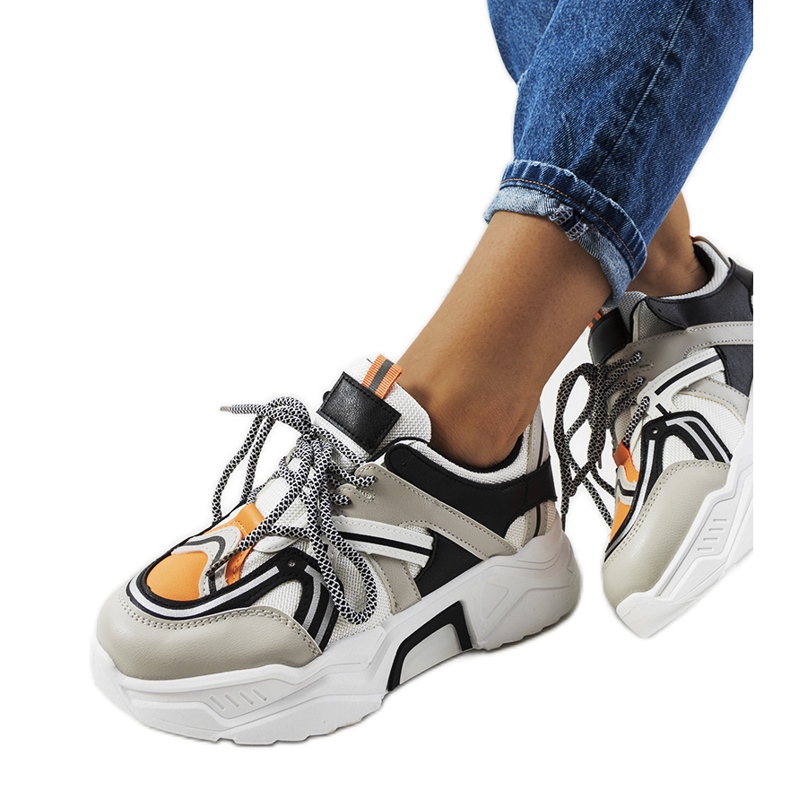 Delois naisten harmaat tennarit musta