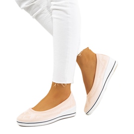 Vaaleanpunaiset balerinat Connor-kiilassa vaaleanpunainen