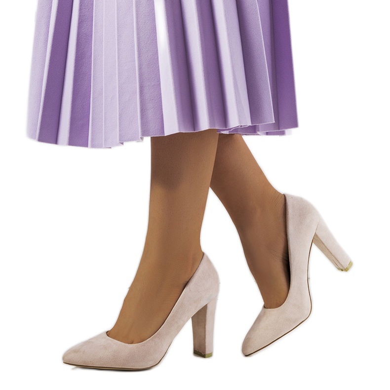 Beiget pumput Ortizin postissa harmaa