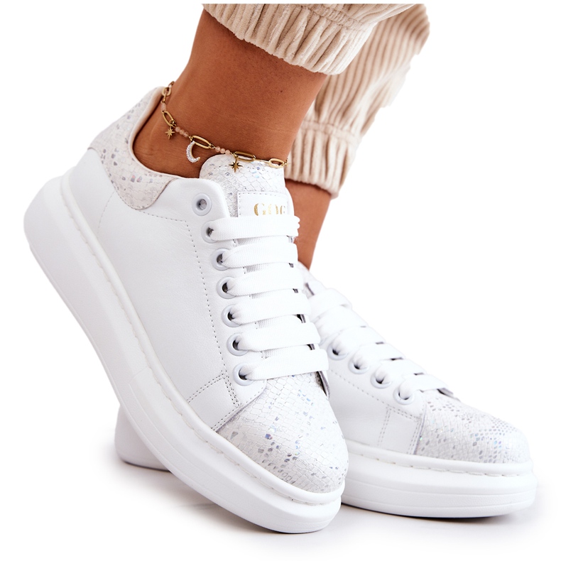 Naisten urheilukengät GOE JJ2N4053 Valkoinen