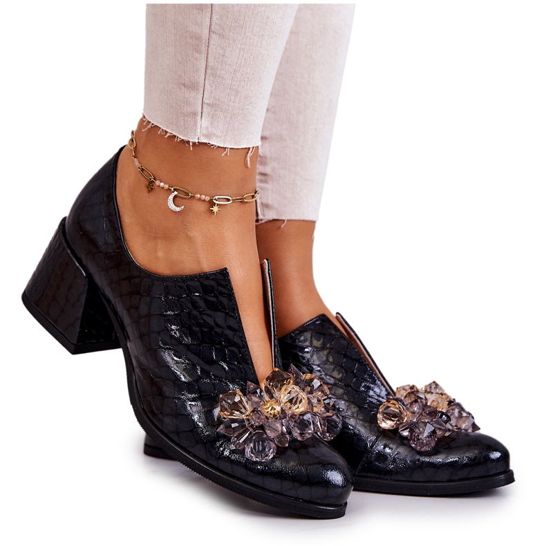 PA2 Tyylikkäät nahkaiset korkokengät mustalla Delaver-koristeella